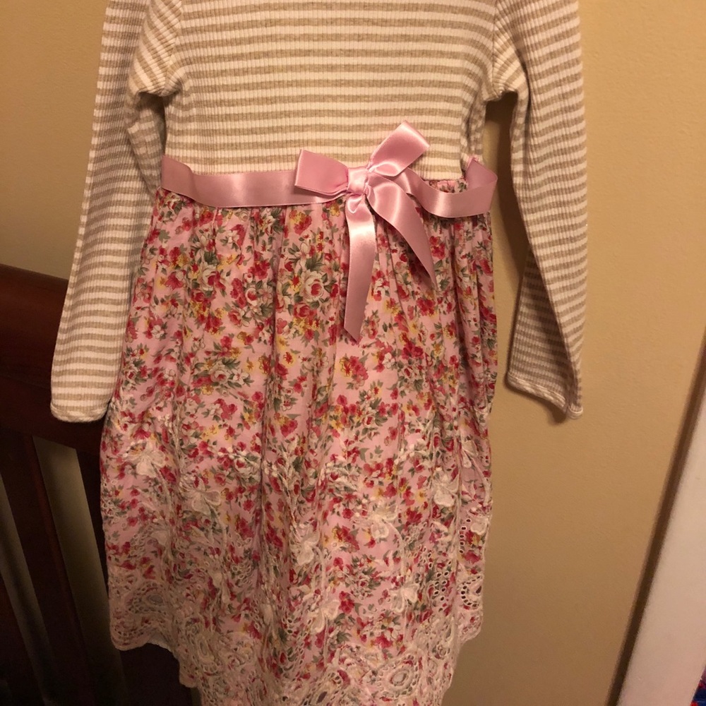 Bonnie Jean girls size 6 long sleeved dress